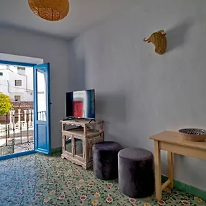 https://casa-beaumont-awesome-andalusian-townhouse.1costadelsol.com